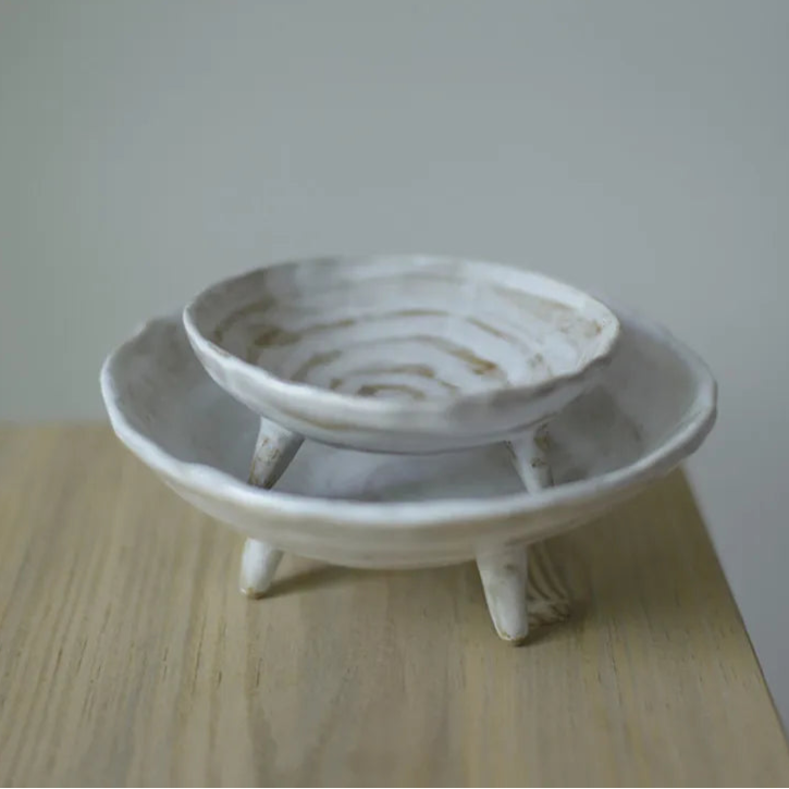 Lifted Serving Dish