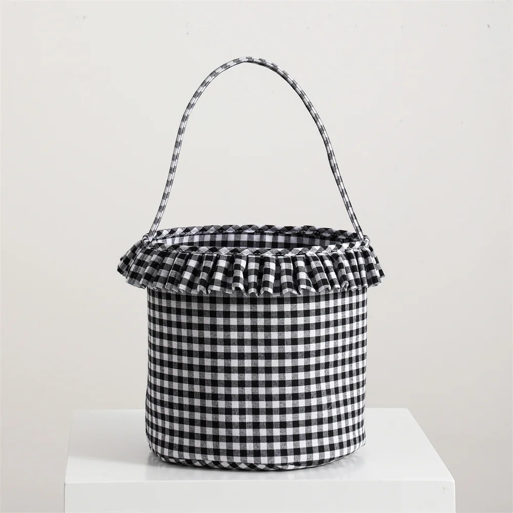 Frilly & Fill-y Pail